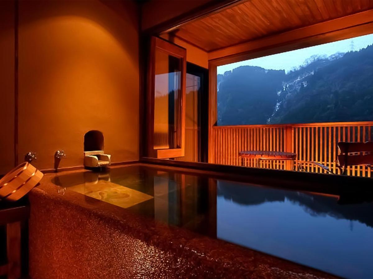 Sanrakuen Hotel Tonami Kültér fotó
