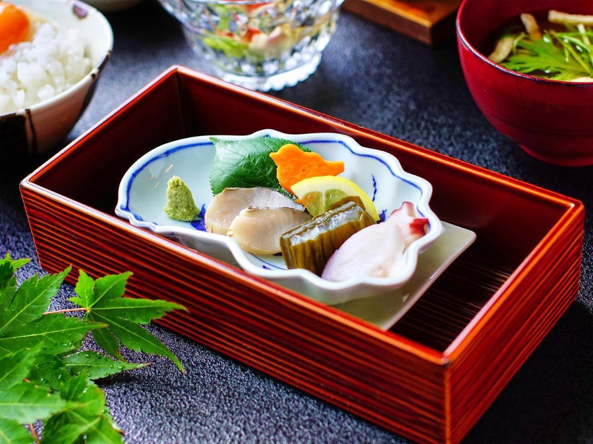 Sanrakuen Hotel Tonami Kültér fotó