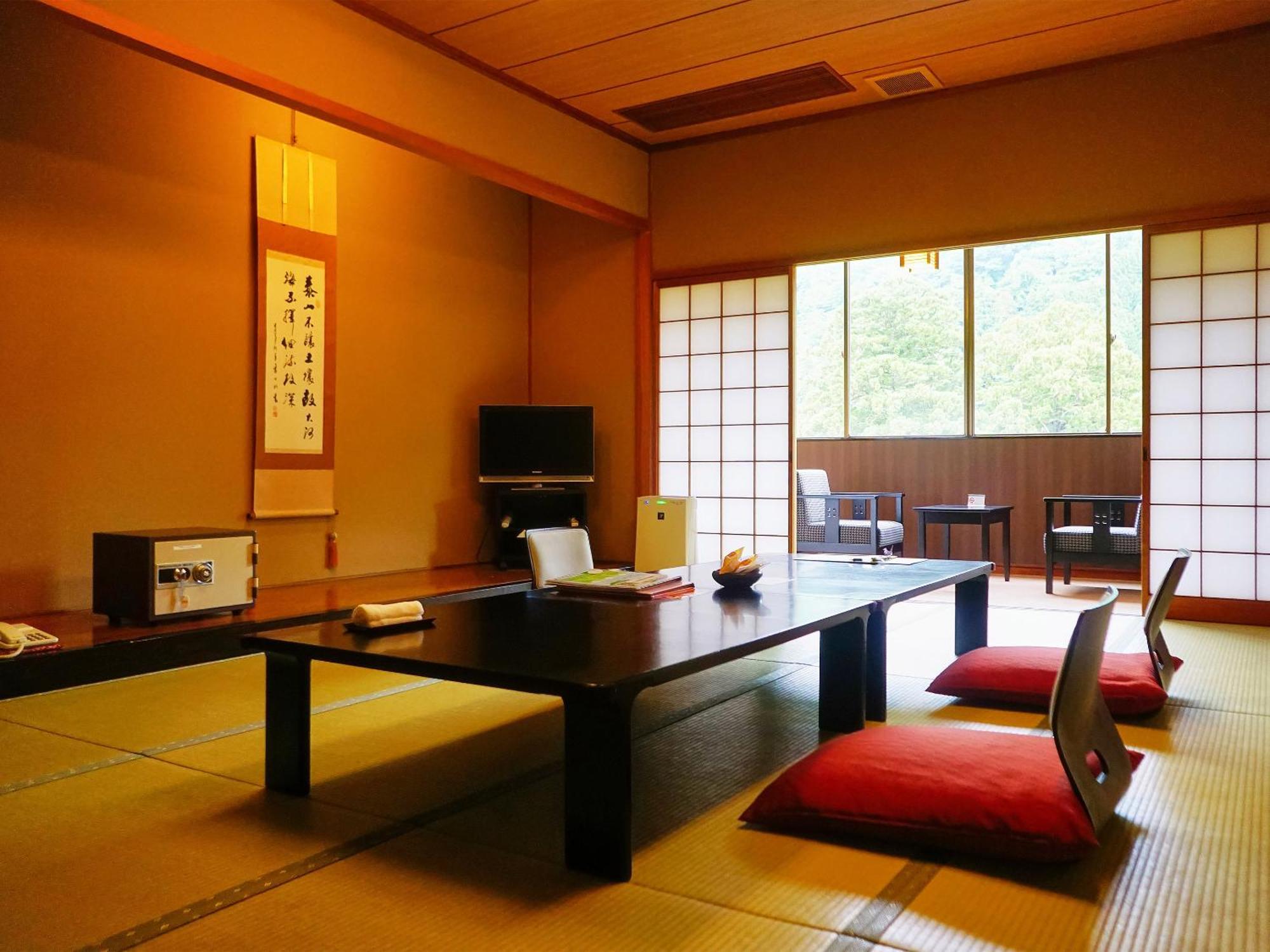 Sanrakuen Hotel Tonami Szoba fotó